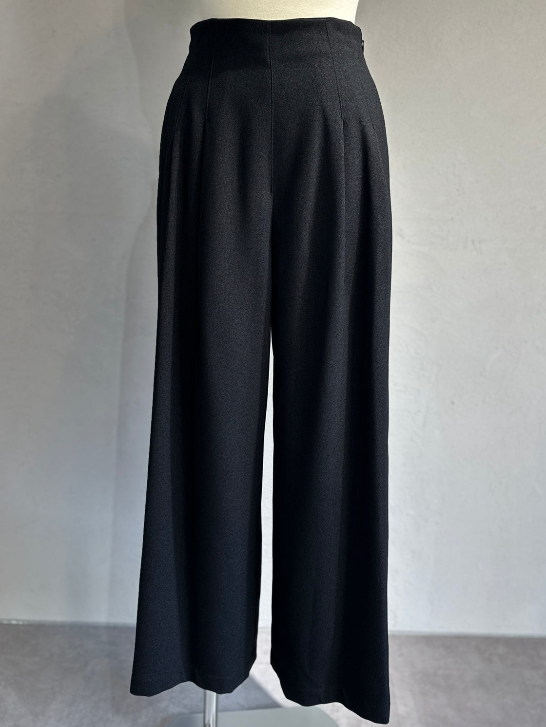 ワイドパンツ